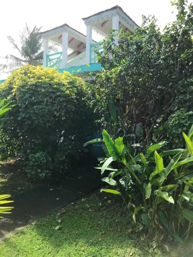 Maison Charmante A Sainte-Rose Avec Piscine Partagee 0*,